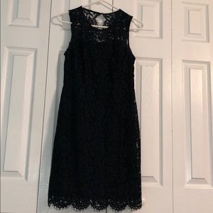 Bought 2 years ago, worn once and don’t need it!